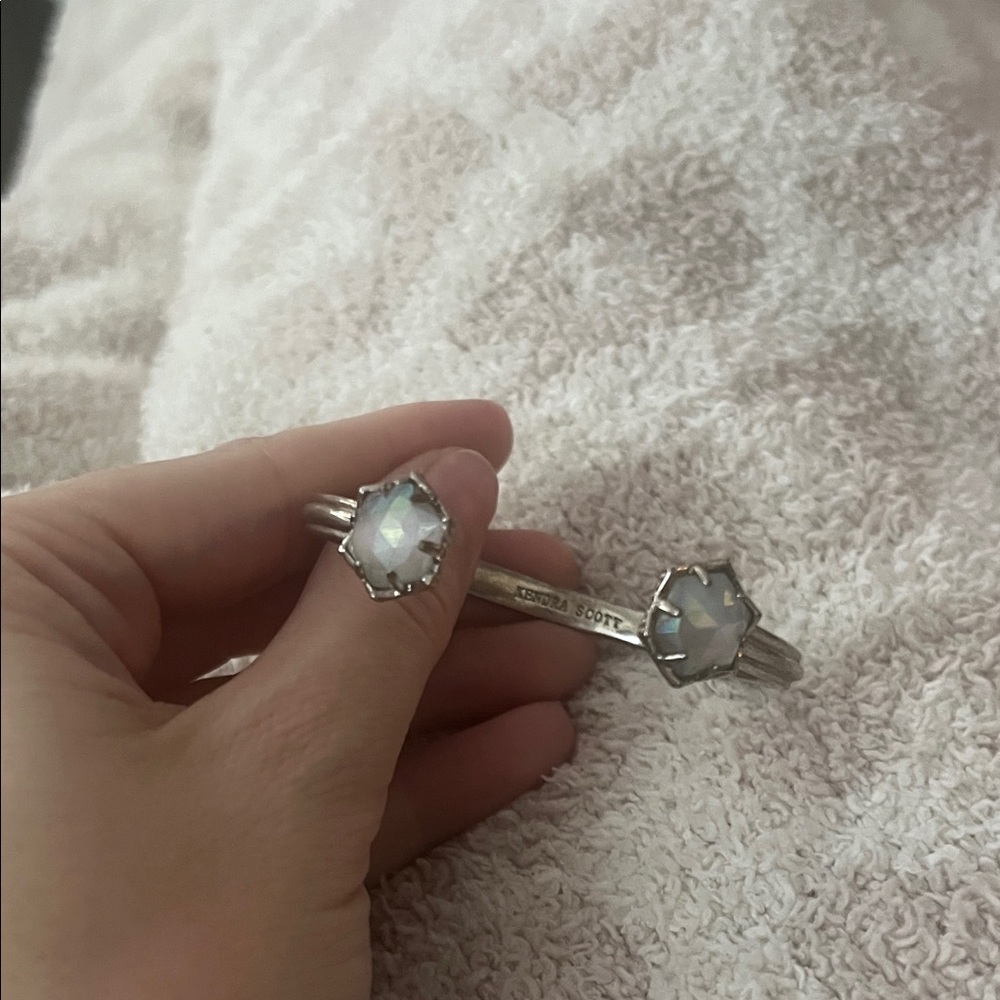 Kendra Scott Silver Bracelet with Opalescent Stones